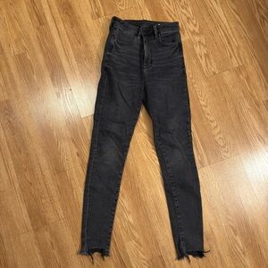 American Eagle Black Distressed Women's Jeans